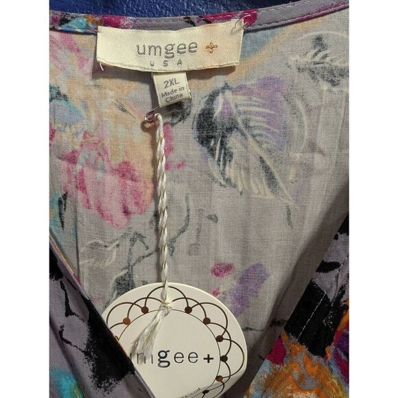 Umgee Floral Romper - BNWT - Picture 9 of 9